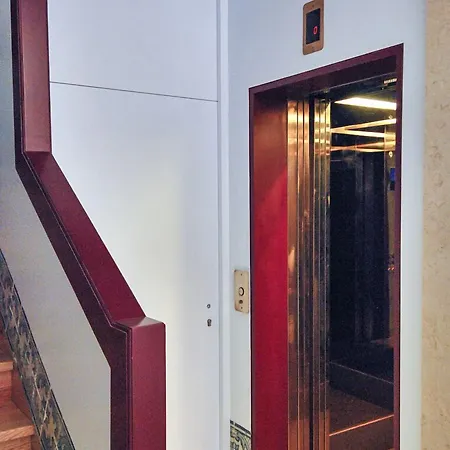 Chiado Trindade | Apartamento *