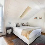 Chiado Trindade | Apartment *