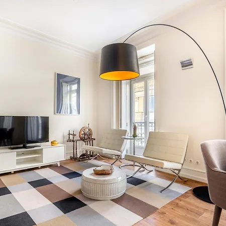 Apartment Chiado Trindade | *