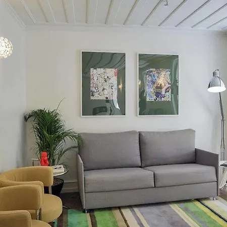 Chiado Trindade | Apartment *